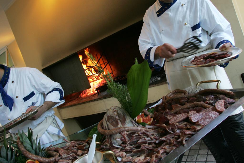 Grand Hotel Trieste & Victoria Abano Terme Zewnętrze zdjęcie Brazilian barbecue