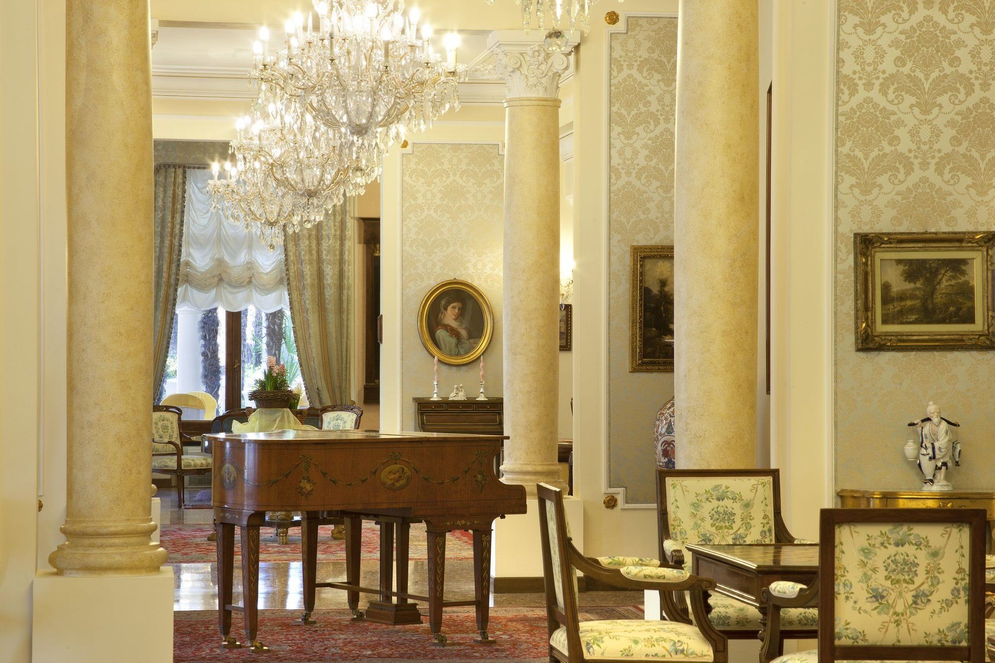 Grand Hotel Trieste & Victoria Abano Terme Zewnętrze zdjęcie The interior of the hotel
