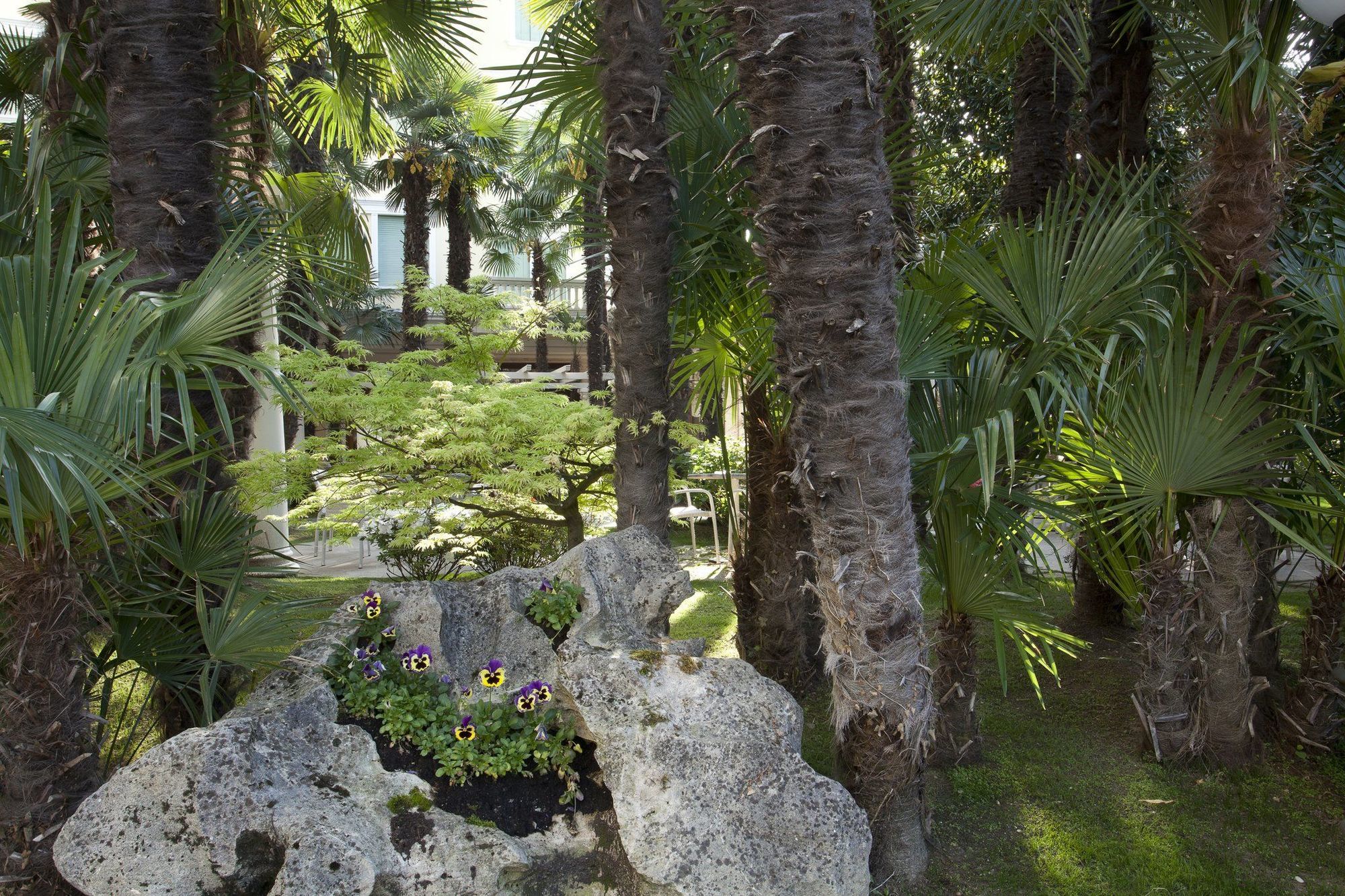 Grand Hotel Trieste & Victoria Abano Terme Zewnętrze zdjęcie The Palm House